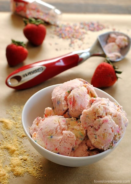 Strawberry Pop-Tart Ice Cream - Fresh Strawberry Ice Cream swirled with graham cracker crumbs and rainbow sprinkles! | foxeslovelemons.com
