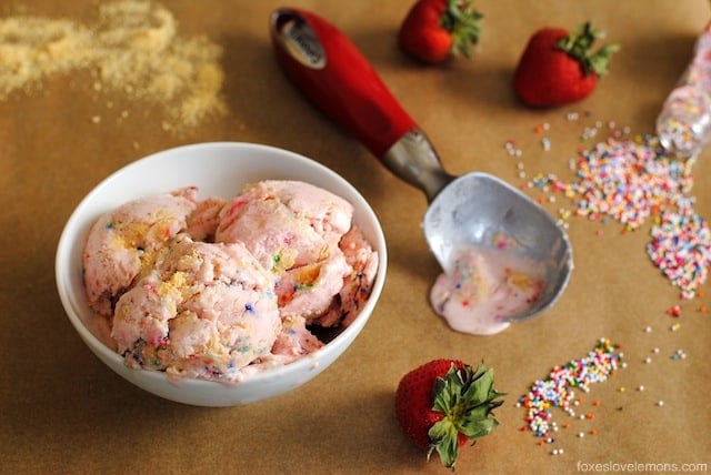 Strawberry Pop-Tart Ice Cream - Fresh Strawberry Ice Cream swirled with graham cracker crumbs and rainbow sprinkles!!!