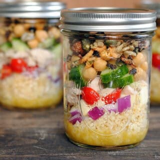 Chopped Salad Jars with White Balsamic-Dijon Vinaigrette - make 4 healthy and delicious lunches at once, and keep them in the fridge all week! | foxeslovelemons.com
