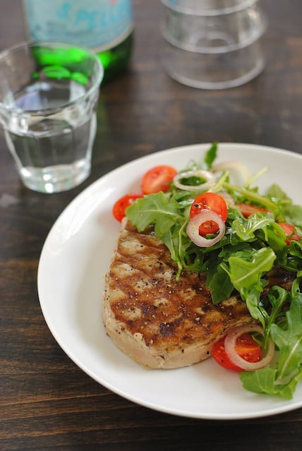 Grilled Tuna with Marinated Tomato & Arugula Salad - a simple yet special meal that impresses! | foxeslovelemons.com