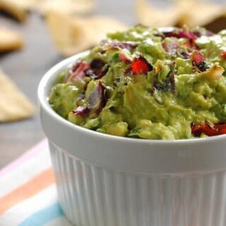 Roasted Red Pepper & Onion Guacamole - an Italian twist on the popular avocado dip. | foxeslovelemons.com