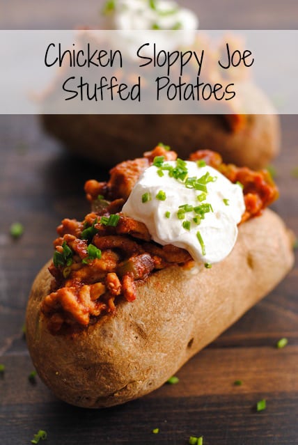 Chicken Sloppy Joe Stuffed Potatoes - sloppy joes made from lean ground chicken, stuffed in baked potatoes! | foxeslovelemons.com