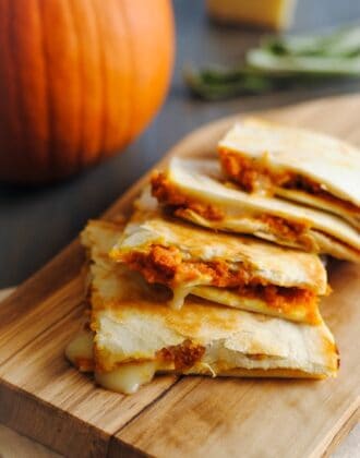 Pumpkin-Brie Quesadillas - a melty, cheesy fall treat! | foxeslovelemons.com