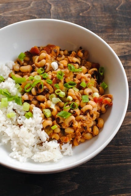 Hoppin' John for the New Year - Eating black-eyed peas on New Year's Day is said to show humility, thus inviting good fortune for the year ahead. | foxeslovelemons.com