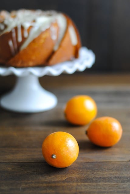 Meyer Lemon Bundt Cake with Vanilla Bean Icing | www.foxeslovelemons.com