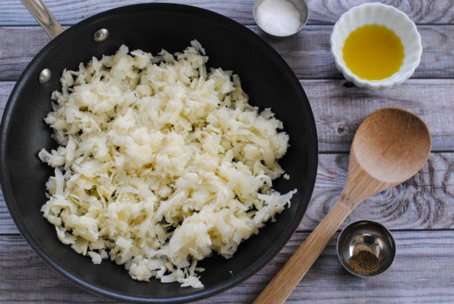 Culinary School Lesson: How To Make Restaurant-Style Crispy Hash Browns at Home | foxeslovelemons.com