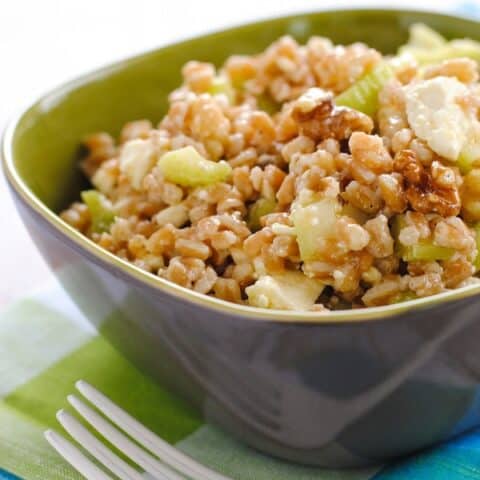 Farro & Walnut Salad - Perfect for summer parties and picnics! A healthful and tasty salad with farro, walnuts, celery, feta cheese and lemon dressing. | foxeslovelemons.com