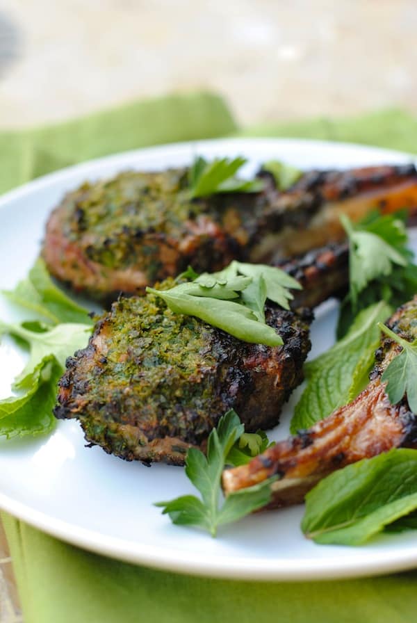 Herb-Crusted Grilled Lamb Chops - Whip up a quick herb and spice rub to make this simple restaurant-quality meal at home! | foxeslovelemons.com