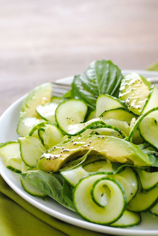 Cucumber & Avocado Salad with Tequila-Poppyseed Vinaigrette - A fresh, beautiful and healthy salad! | foxeslovelemons.com