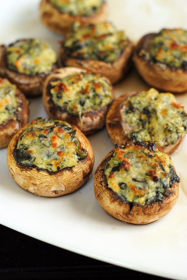 Spinach-Artichoke Stuffed Mushrooms | Sangria Party Week 2014 | foxeslovelemons.com