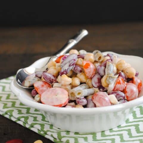 Three Bean Salad with Yogurt-Buttermilk Dressing - A protein packed salad that can be kept in the fridge for lunches throughout the week! | foxeslovelemons.com