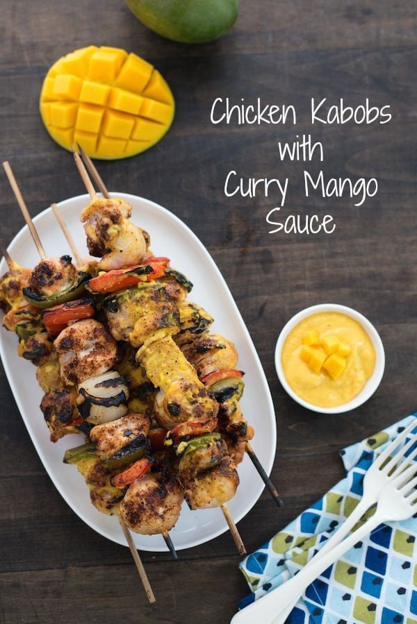 Chicken Kabobs with Curry Mango Sauce - Fire up the grill for these simple chicken and veggie kabobs served with a creamy curried mango yogurt sauce! | foxeslovelemons.com