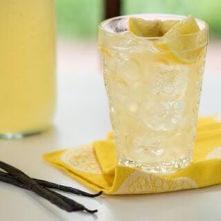 Vanilla Lemonade - Cool down with this refreshing vanilla-infused take on classic lemonade! | foxeslovelemons.com