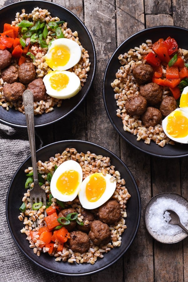 Make-Ahead Breakfast Grain Bowls with Turkey Sausage Meatballs - Prep each part of these breakfast bowls in advance, then quickly assemble on a busy morning! | foxeslovelemons.com