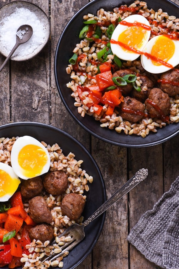 Make-Ahead Breakfast Grain Bowls with Turkey Sausage Meatballs - Prep each part of these breakfast bowls in advance, then quickly assemble on a busy morning! | foxeslovelemons.com