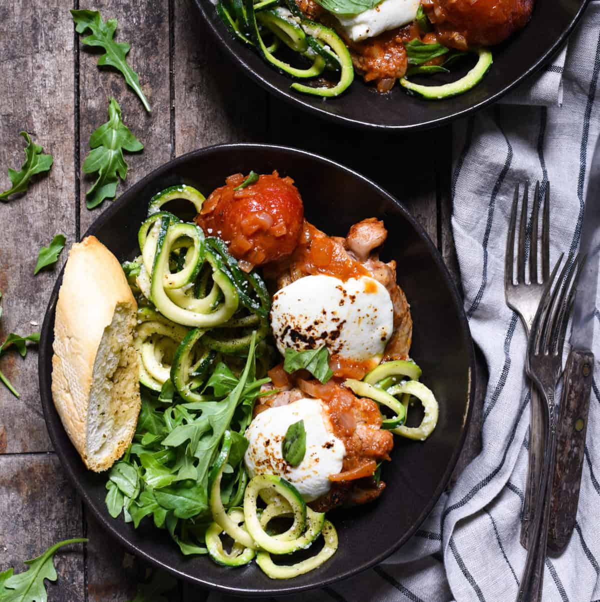 Caprese Braised Chicken with Cacio e Pepe Zucchini Noodles - A healthful, Italian-inspired meal in a bowl that is packed with veggies! | foxeslovelemons.com