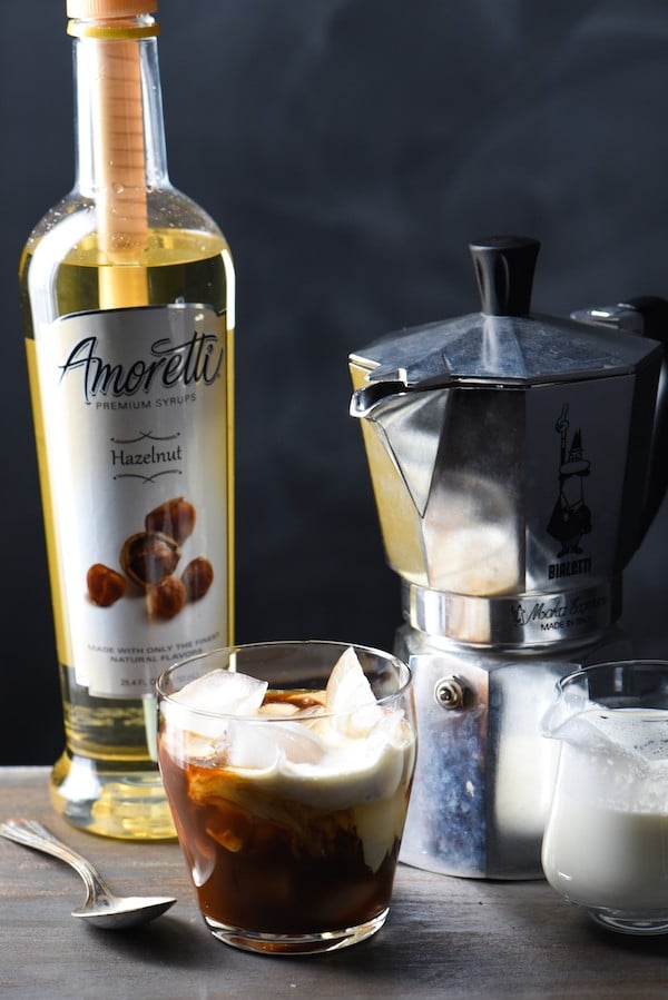 Hazelnut Expresso White Russians - A decadent, nutty cocktail with a kick of coffee. | foxeslovelemons.com