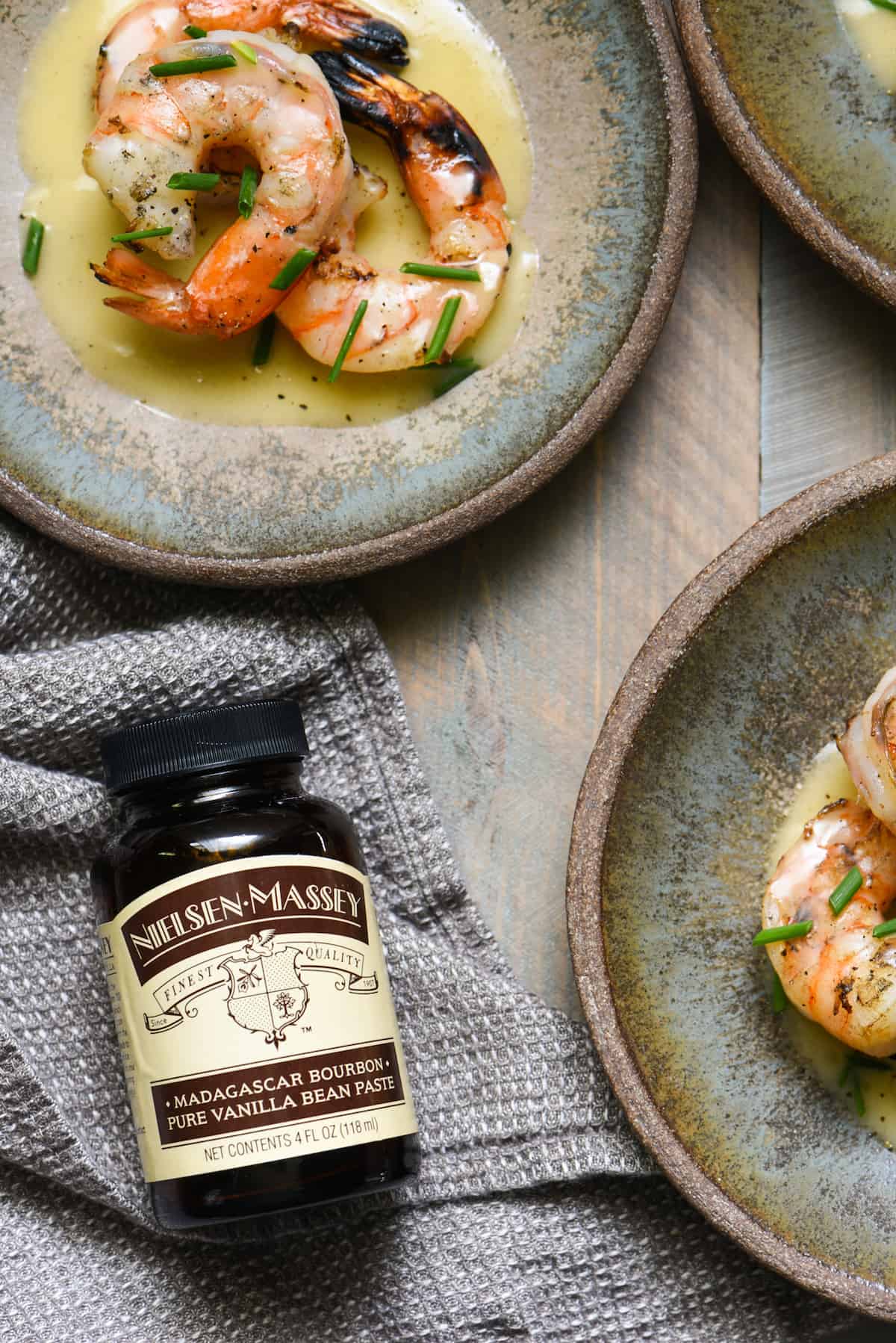 Grilled Shrimp with Vanilla Beurre Blanc - Don't let the fancy French name intimidate you - in just about 20 minutes, you can pull together this elegant summer appetizer! | foxeslovelemons.com