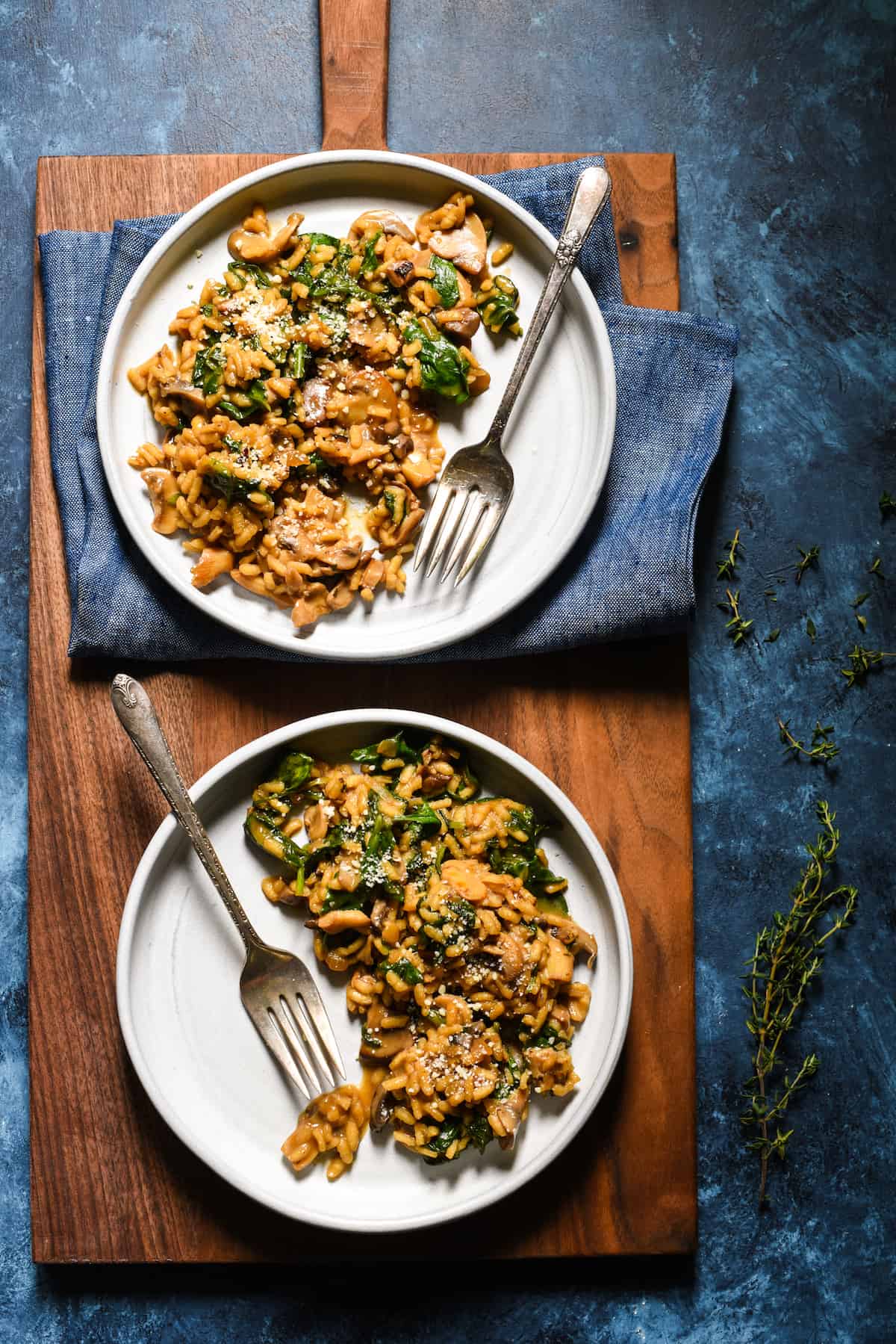 Mushroom Risotto with Lots of Kale - A rich, savory rice dinner packed with tons of leafy greens. | foxeslovelemons.com