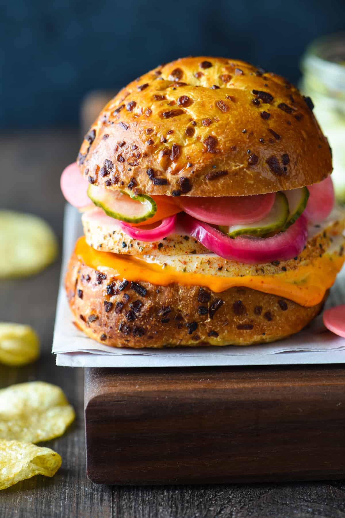 Sriracha Turkey Sandwiches with Pickled Veggies - Jazz up your turkey sandwich routine with homemade sriracha mayo and easy pickled veggies. | foxeslovelemons.com