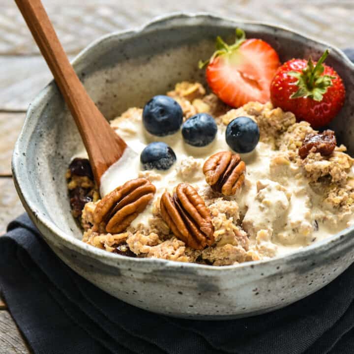 Pecan Milk Breakfast Porridge - Enjoyed warm or cold, this protein-rich, whole grain breakfast made with easy homemade pecan milk will keep you fueled all day! | foxeslovelemons.com