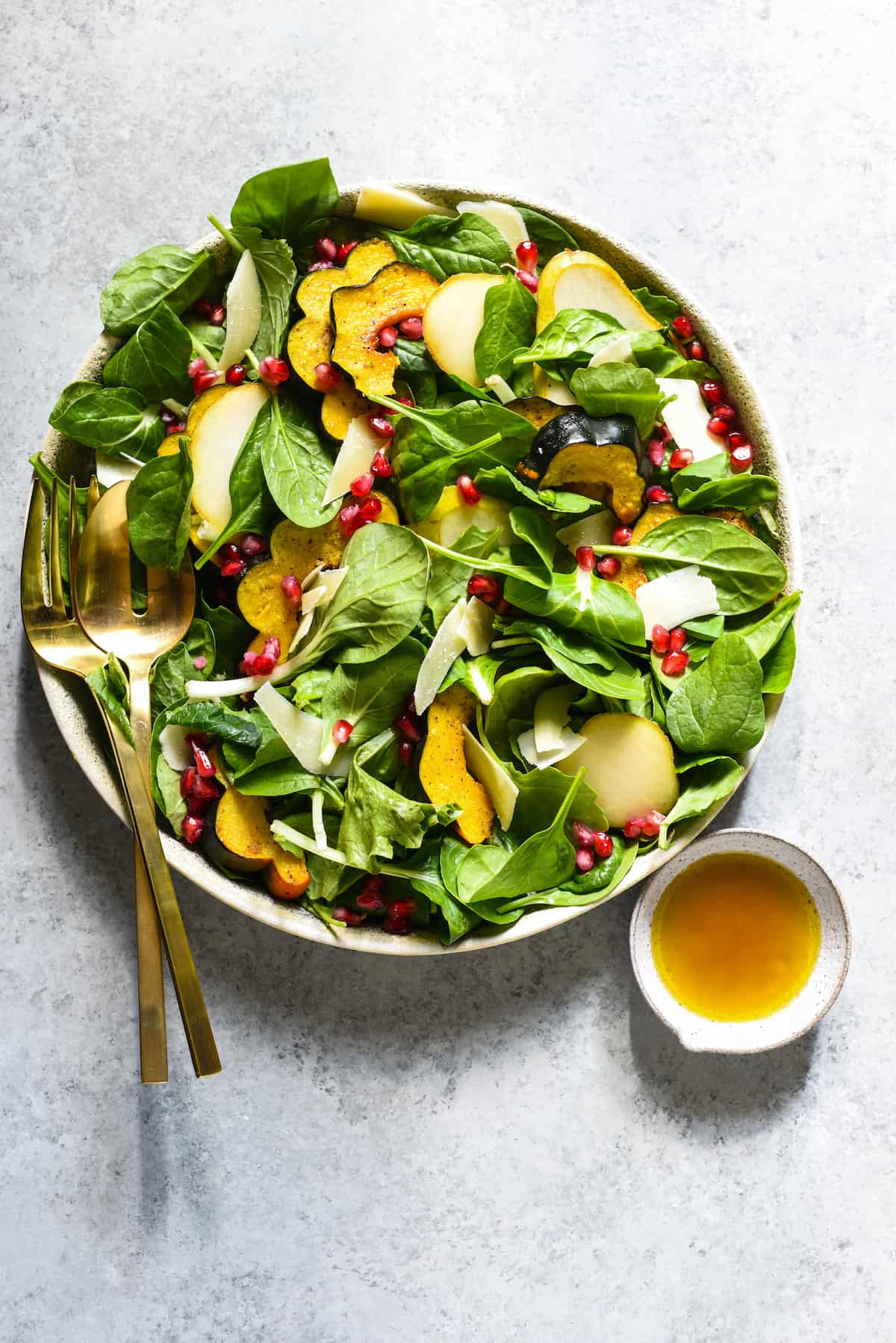 https://foxeslovelemons.com/wp-content/uploads/2017/11/Really-Good-Thanksgiving-Salad-2.jpg