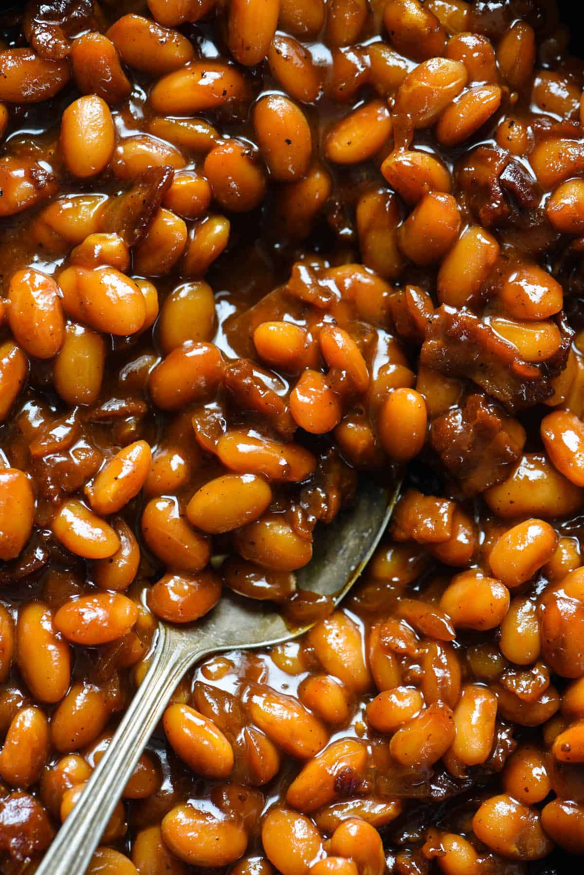 Dr. Pepper Baked Beans with Bacon - Foxes Love Lemons