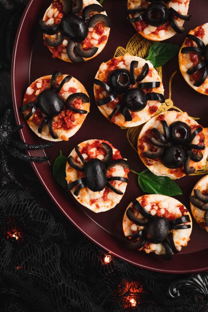 Mini Vegan Halloween Pizzas, Recipe